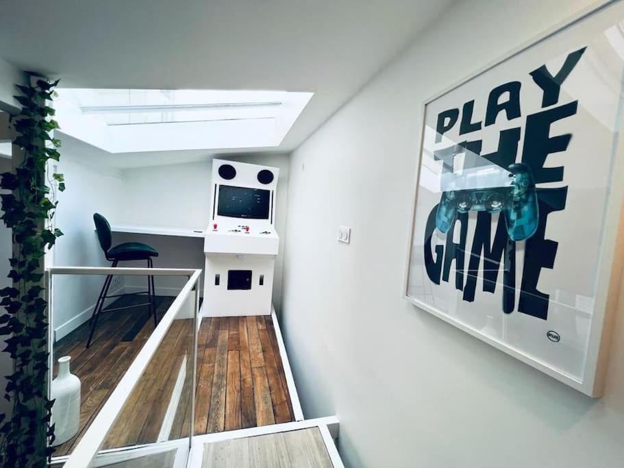 Unique Loft Apartment Located 15 Minutes From The Champs Elysees Saint-Ouen  Eksteriør billede