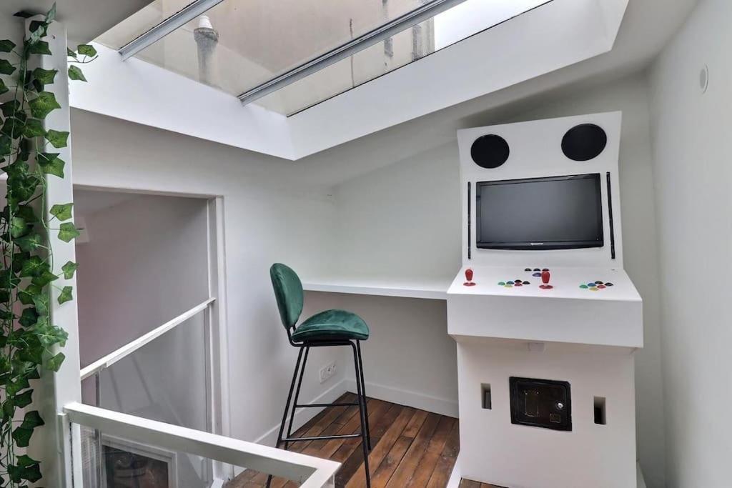 Unique Loft Apartment Located 15 Minutes From The Champs Elysees Saint-Ouen  Eksteriør billede